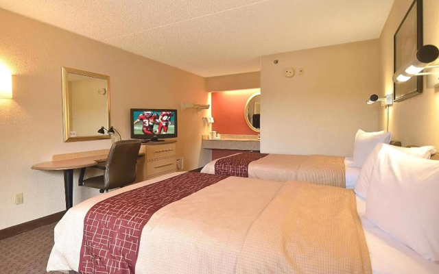 Red Roof Inn Cleveland - Westlake