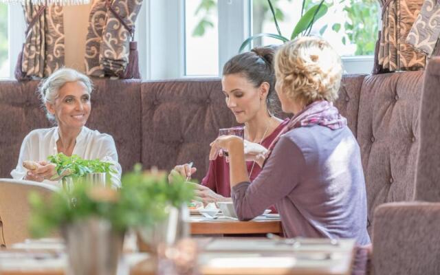 la pura women's health resort kamptal — Caters To Women