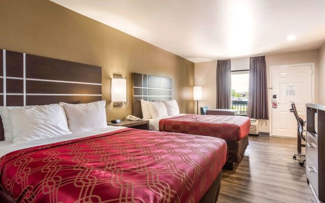 Econo Lodge Inn & Suites Murfreesboro Shopping District