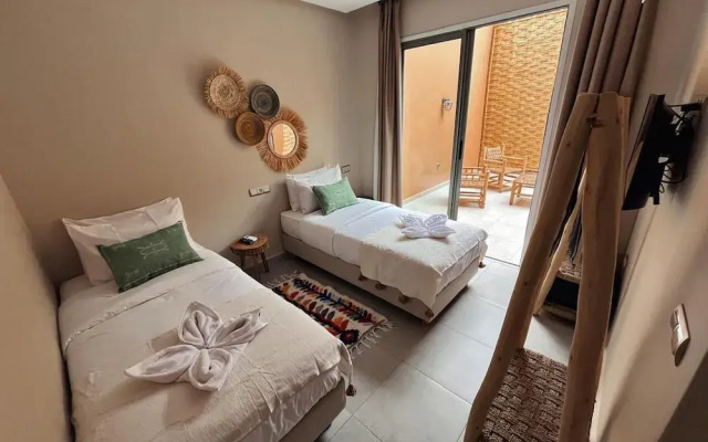 Harmony surf lodge
