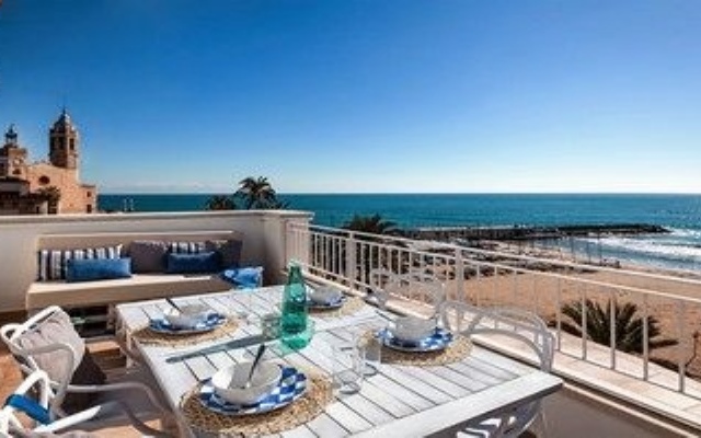 Sitges Group Ribera Beach