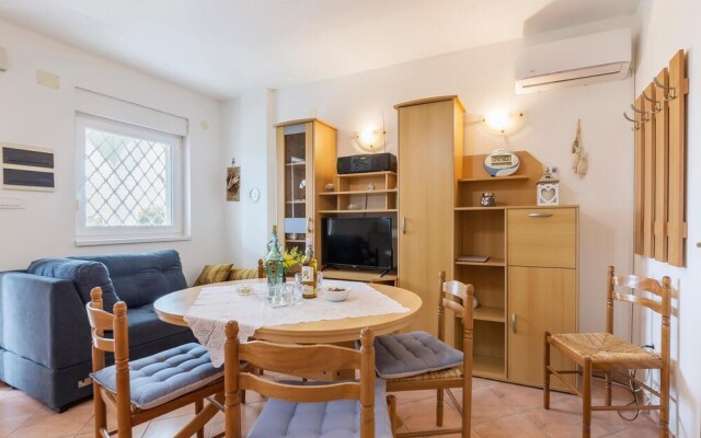 Awesome Home in Pula With 4 Bedrooms and Wifi