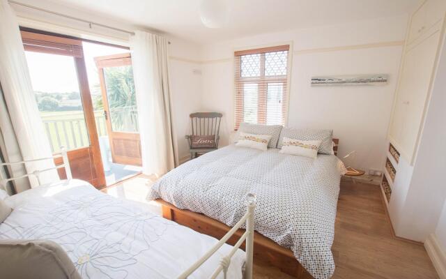 Bag-end House 7 Bedrooms, Sleeps 14, Hot Tub