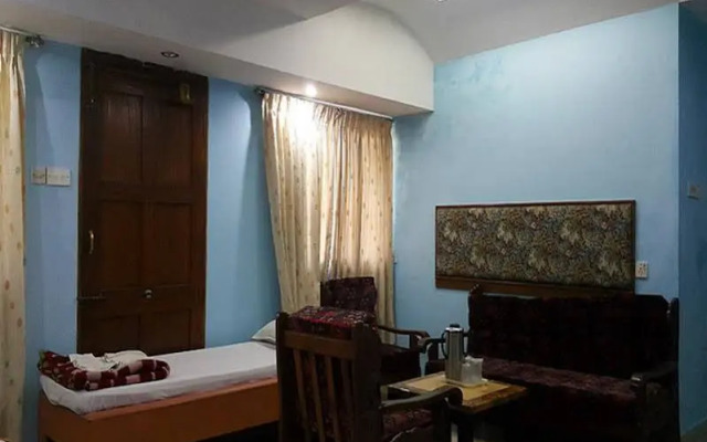 Campal Beach Resort