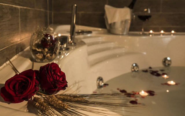 Domus Aurea Resort