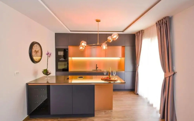 Villa Calypso Royal Apartment