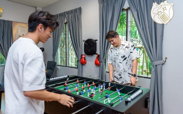 6BR Ampang Pool Villa 26P with Garden