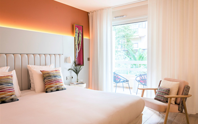 Croisette Beach Hotel Cannes - MGallery Collection