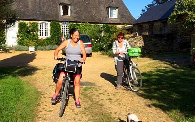 La Moulinière, jolie longère du XVIIè