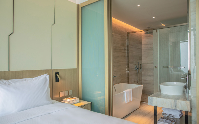 Awaken Danang Hotel - Image 6