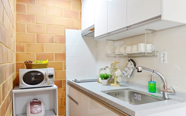 Sancheong Skylight Lake Pension