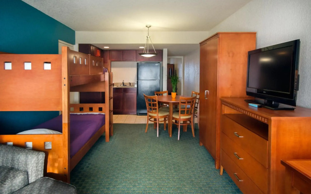 Ramada by Wyndham Hotel & Water Park