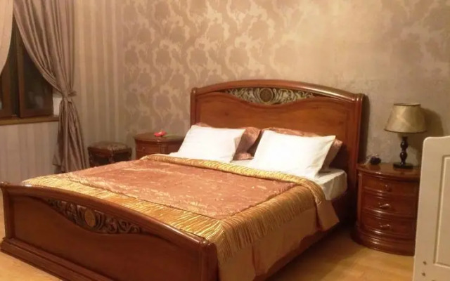 Gino Guest House