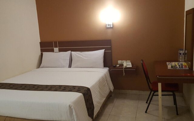 Hotel Trisula By OYO