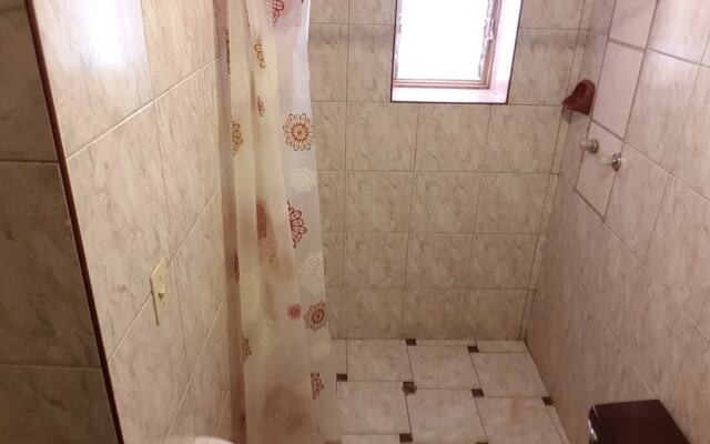 Hostal Apu Qhawarina