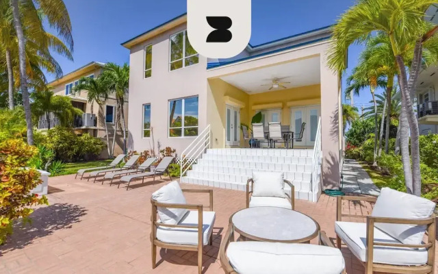 NEW Haven House Waterfront Home Amazing Views