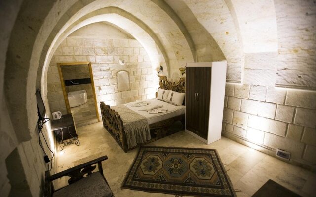 Spelunca Cave Hotel