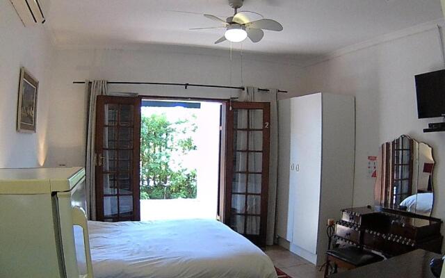 Kuru-Kuru Guesthouse