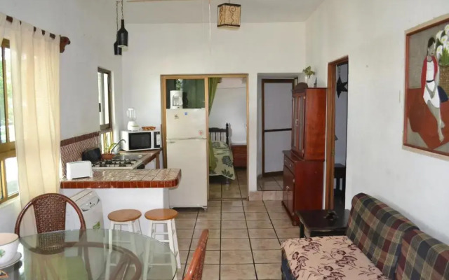 Casa Ana Ruth Hotel y Suites
