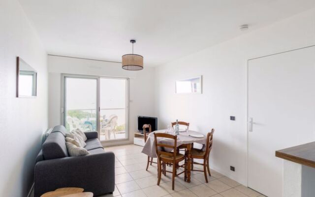 Villa Claire Neurazy 25327