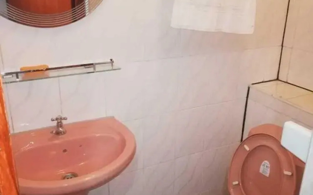 Guest House Hotel Chrisna - Hostel