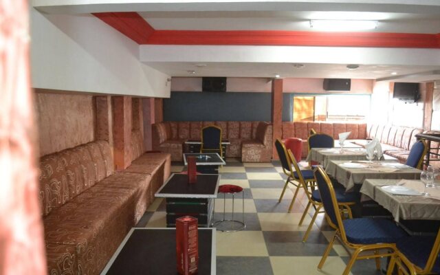 Hotel Pentagone