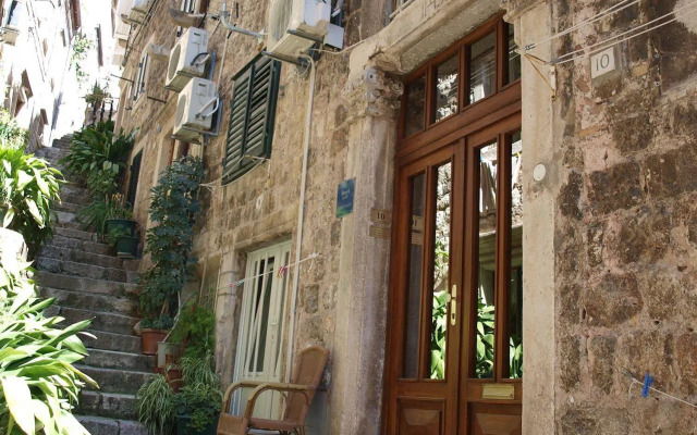 Rooms Vicelic Guest House