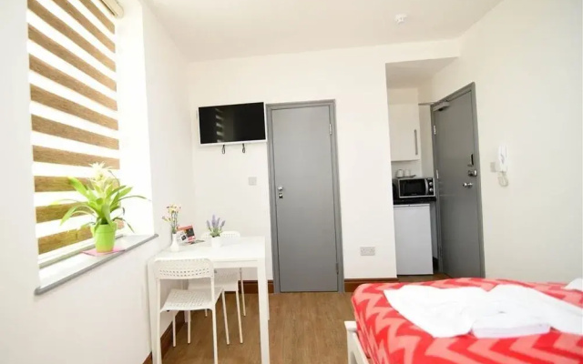 London Suites