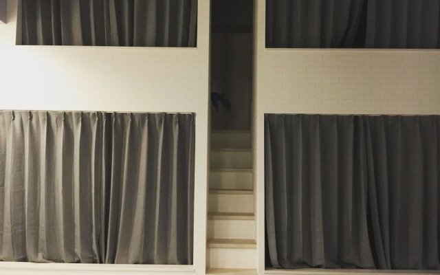 Hostel 1010