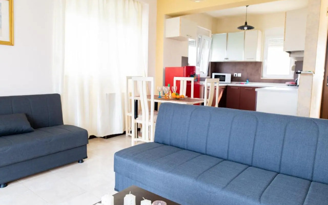 Nikitas Apartments & Loft
