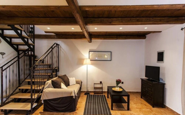 Dujam - Quite Location - H