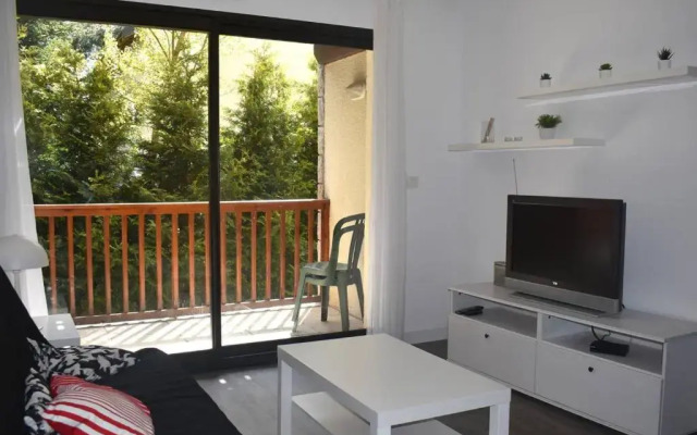 Appartement Font-Romeu-Odeillo-Via, 2 pièces, 5 personnes - FR-1-580-49