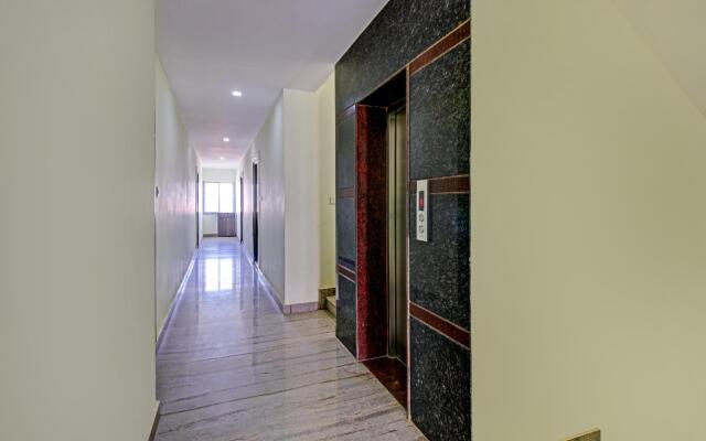 SPOT ON 77398 Shree Srinivasa Residency