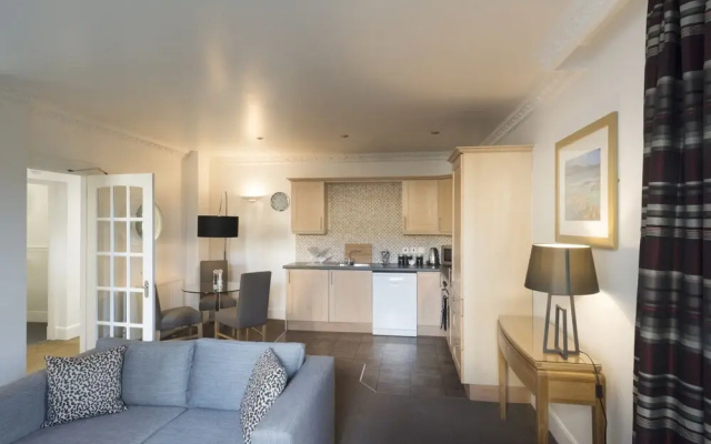 Royal Garden Apartments New Town