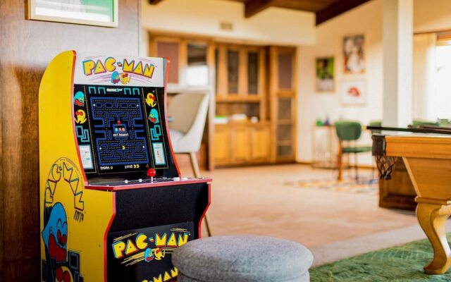 Cliffridge by AvantStay