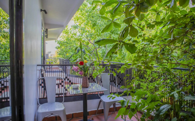 La Rose Suites