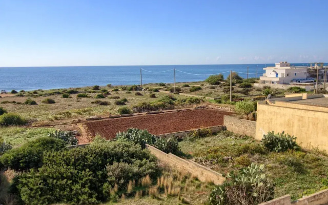 Casa Silva, Front Beach