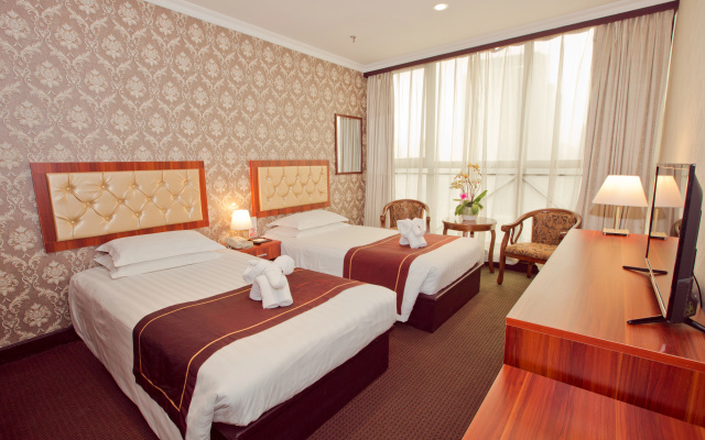 Magnificent International Hotel - Image 7