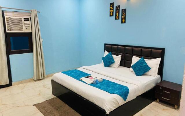 OYO Flagship 80585C Hotel Kings Stay