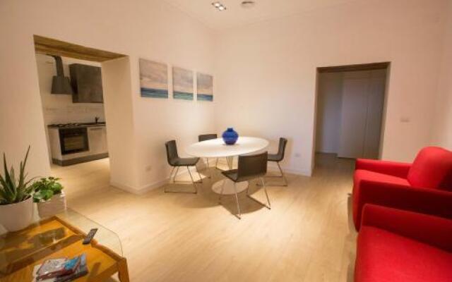 Flat 3 Bedrooms 1 Bathroom - Naples
