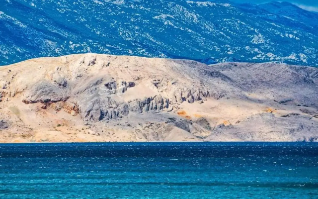 Apartments Pocrnić - 50 m from the beach