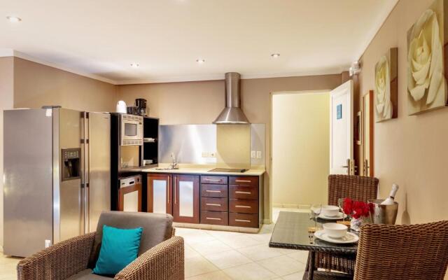 Luxury Studio Rough Scad at Den Laman