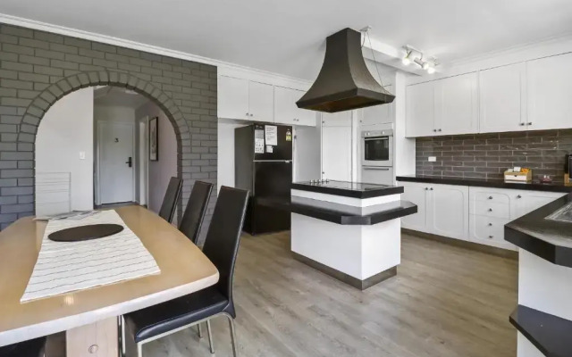 Highton Accommodation (Geelong)