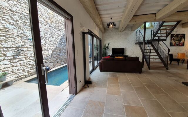 Modern Holiday Home in Olonzac with Private Swimming Pool