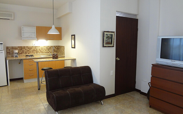 Estudios el Roble