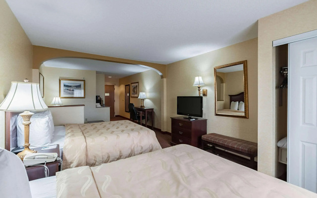 Red Roof Inn & Suites Chestertown