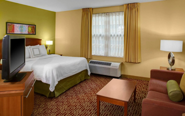 Hawthorn Extended Stay by Wyndham Cincinnati NE/Mason