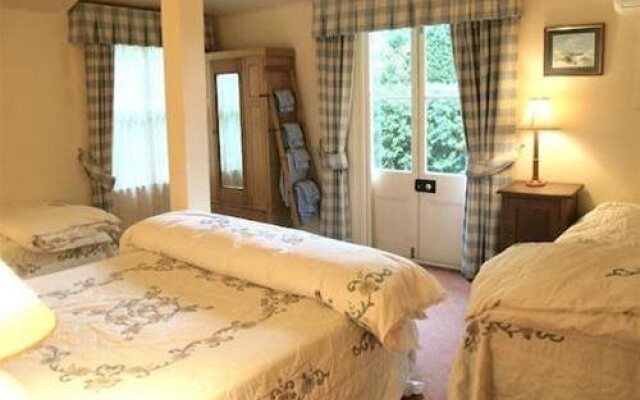 Capers Guesthouse, Barn and Cottage