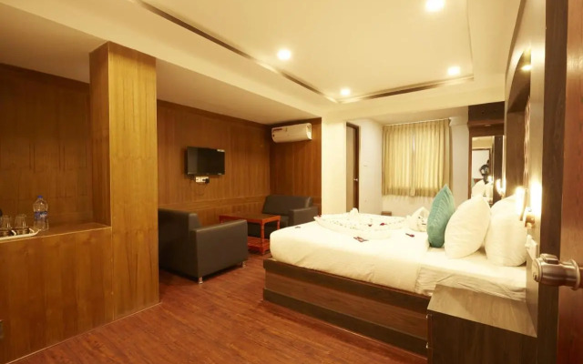 Hotel Ramtel Inn