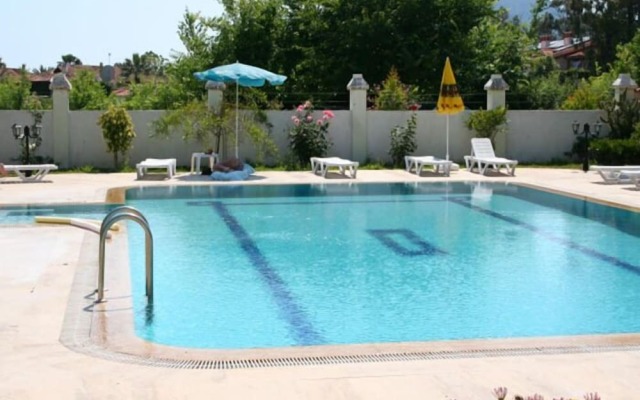 Aisha Apart Hotel